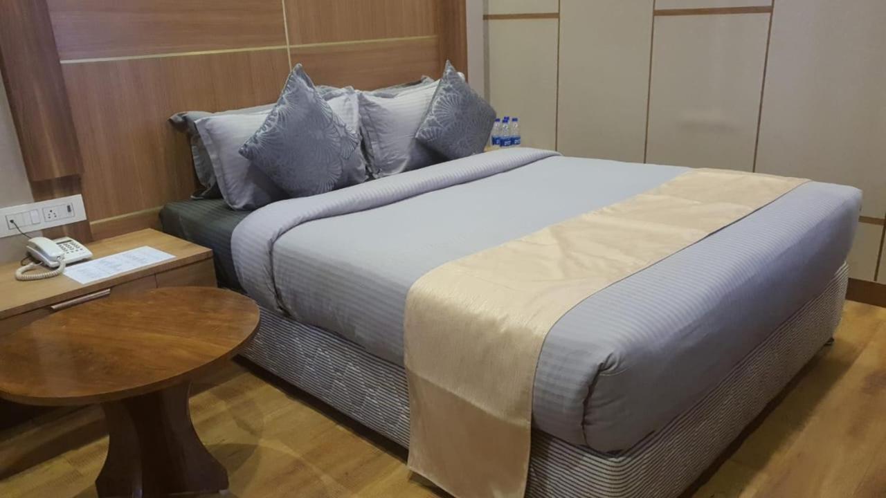 B8 Hotel 첸나이 외부 사진