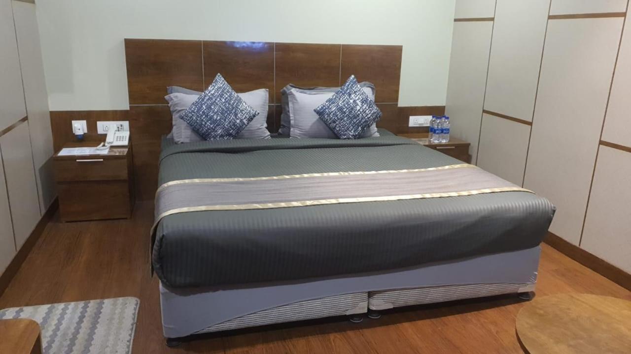 B8 Hotel 첸나이 외부 사진